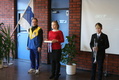 Palkintojenjakajat valmiina.Röppänen Mauri,Anna Raininko,Eronen Hiski