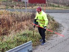 Tehdään vaan käsipelillä ja porakoneella...
